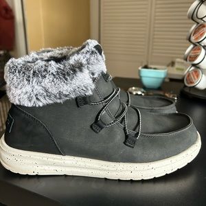 Women’s Hey Dudes Eloise Black size 9